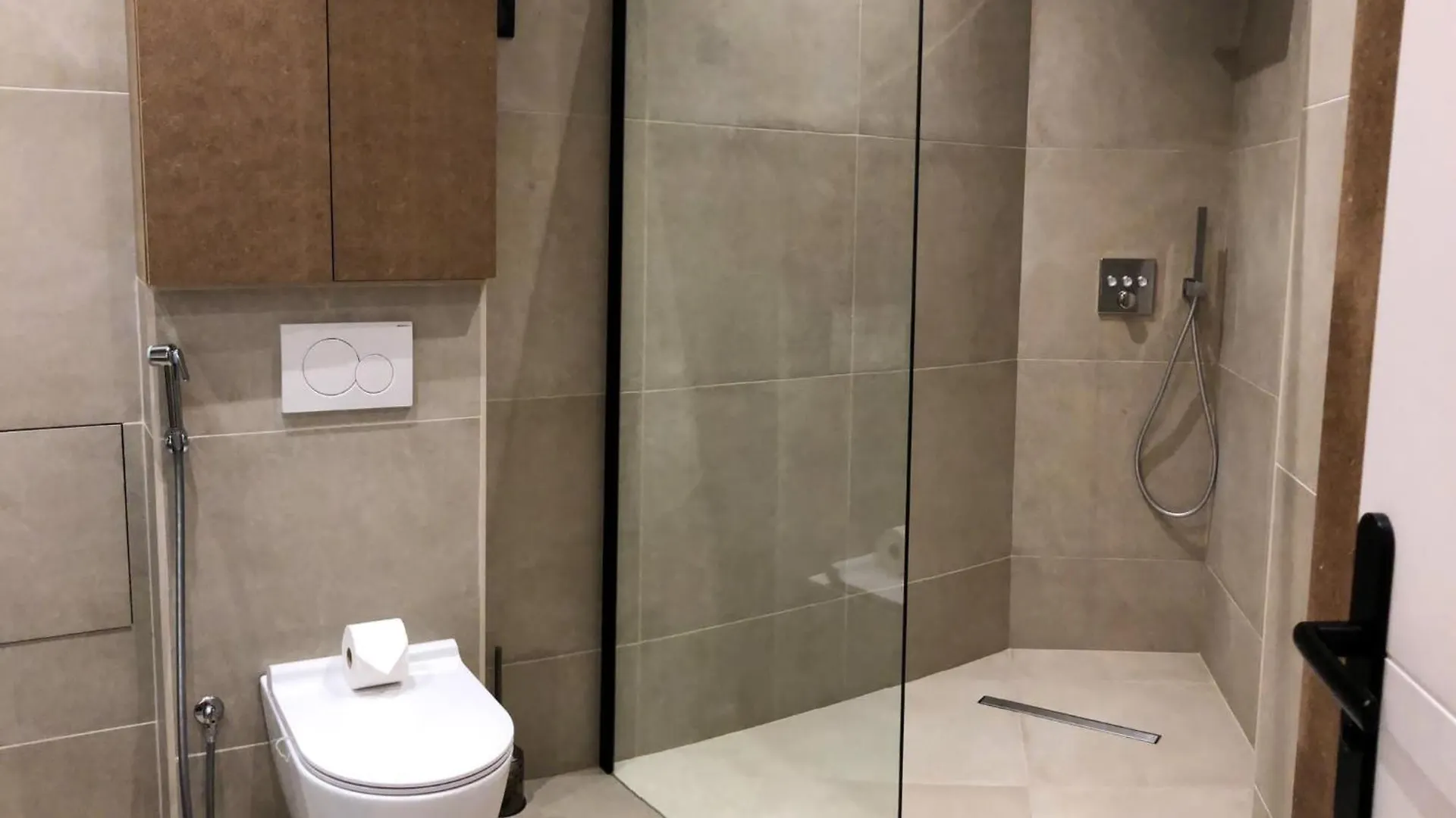 Appartement Parking Gratuit - Montmartre Charme & Patio Prive - Sacre-Coeur Metro Anvers Parijs Frankrijk